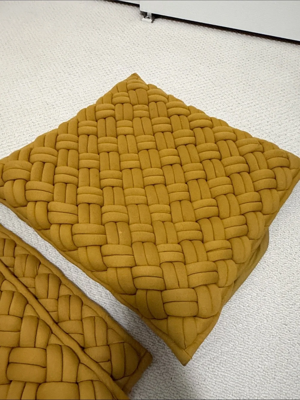 Decor Pad Jersey Interknit Mustard Accent Throw Pillow 4 pieces Yellow Down